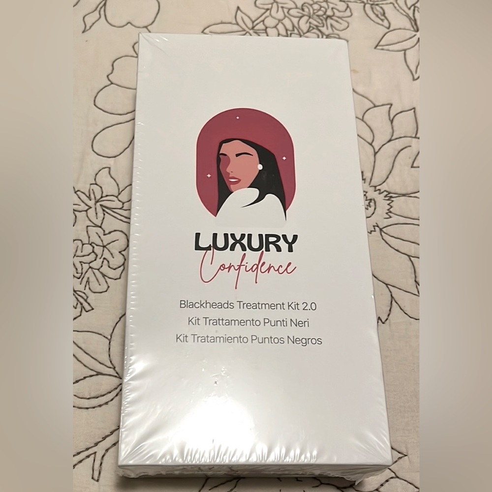 Luxury Confidence Blackhead Treatment Kit - still shrink wrapped